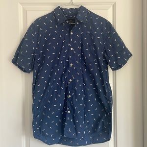 American Eagle short sleeve button up - Medium